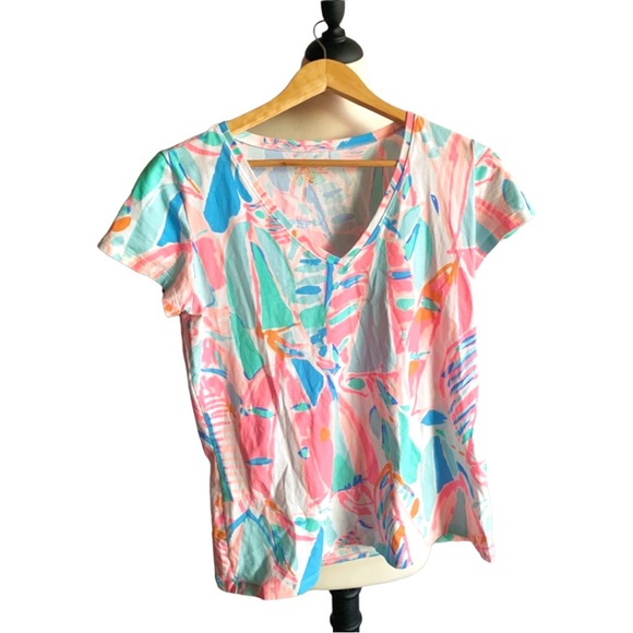 Lilly Pulitzer Tops - Lilly Pulitzer Out to Sea boat print Michele V neck top size medium